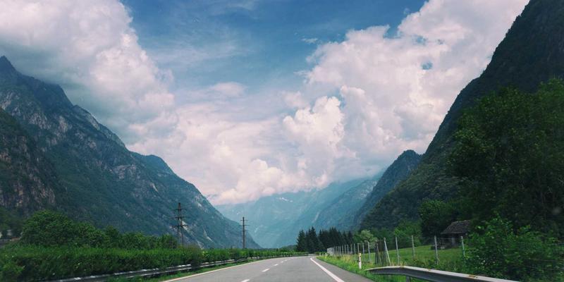 家庭健身空间规划与专业器械维护指南：家政服务新视角与出行指南式布局智慧